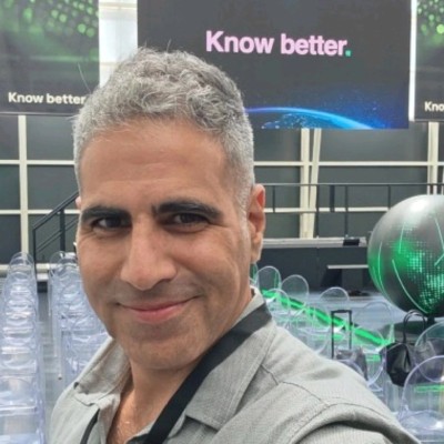 שי צ׳יקוטאי, Head Of Creative & Content, eToro